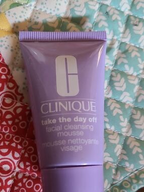 Clinique Lavender Facial Cleansing Mousse Tube Mini